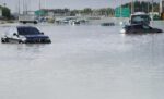 В ОАЭ из-за ливней перекрыли дороги и отменили авиарейсы