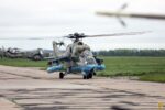 Минобороны: новые транспортно-боевые вертолеты Ми-35М прибыли в Беларусь