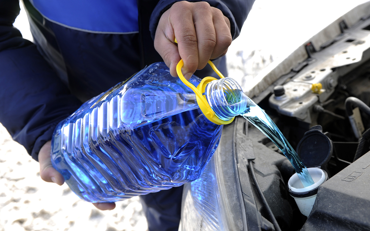 Выявлены опасные стеклоомывающие жидкости