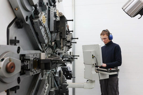 В Беларуси утвердили программу разработки госстандартов в сфере роботостроения