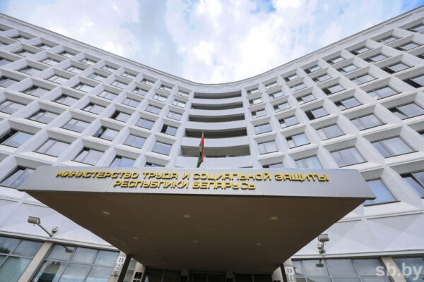 В Минтруда рассказали о новых требованиях по соцстрахованию для перевозчиков в нерегулярном сообщении