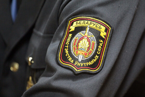 Групповой труд как путь к исправлению. В Славгородском РОВД прошла очередная акция трудовой терапии с лицами, состоящими на учете в уголовно -исполнительной инспекции.