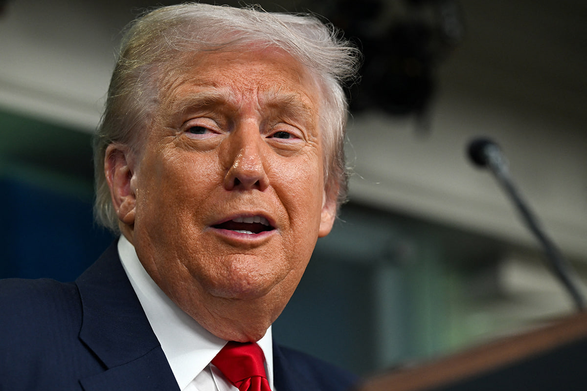 После заявлений Трампа про Иран цены на нефть выросли, а на золото и серебро упали