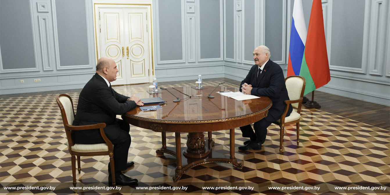 Александр Лукашенко: Беларусь в сотрудничестве с Россией выполняет и перевыполняет свои обязательства