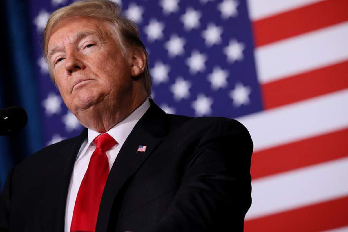 Трамп приостановил на три дня введение пошлин в 50 % на канадские товары
