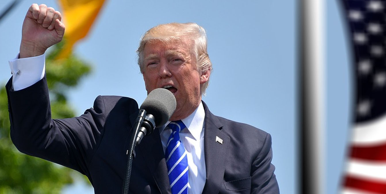 Дональд Трамп звонит мировым лидерам и требует прекратить контакты с Ираном