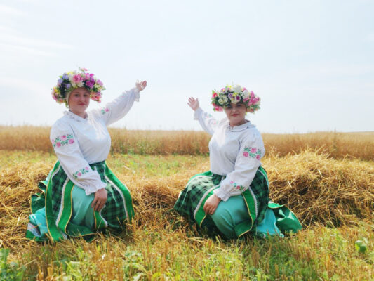 С ЛЮБОВЬЮ К РОДНОМУ КРАЮ:                               как Славгородчина встречает молодых культработников