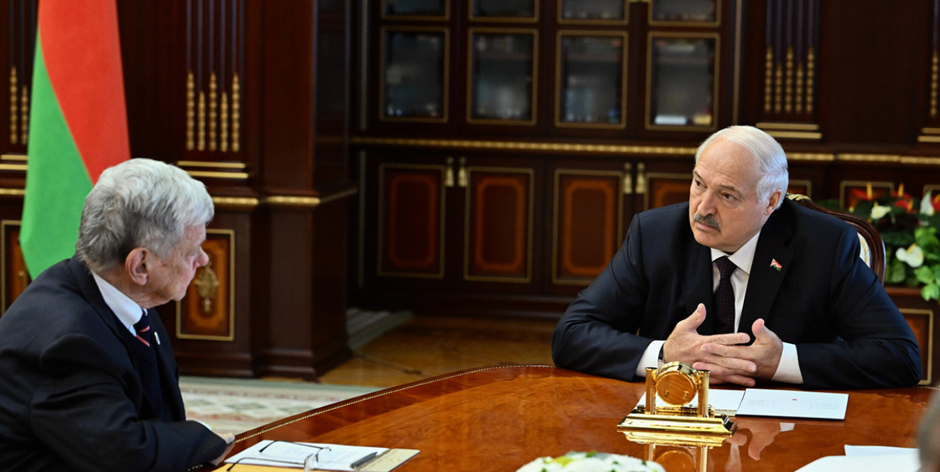 «Это абсолютная неправда». Александр Лукашенко на встрече с Коулом развеял фейки беглых на Западе