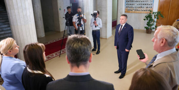 Уборка зерна почти завершена: Александр Лукашенко заслушал доклад главы Минсельхозпрода