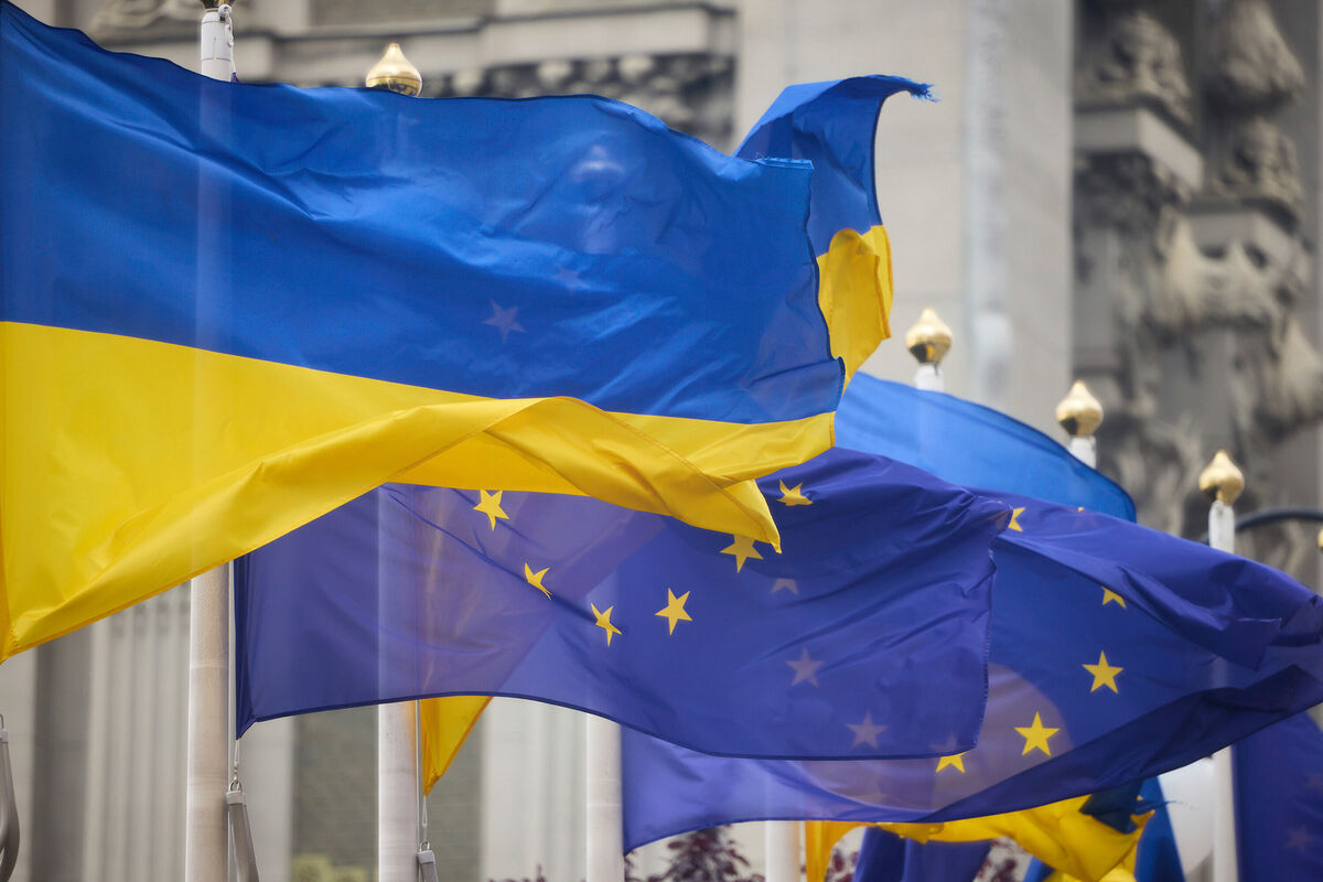 Венгрия вновь заблокировала переговоры о вступлении Украины в Евросоюз