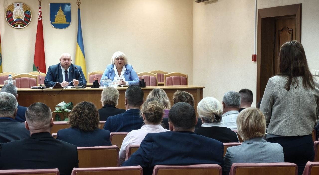 Держать руку на пульсе